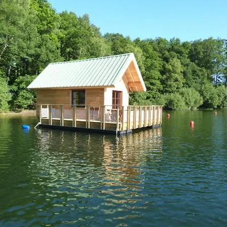 Les Chalets Flottants Des Planquettes Chalé